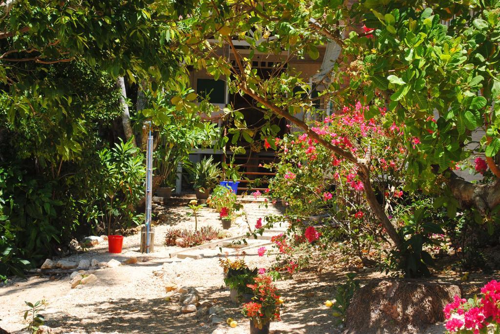 Alam Indah Beach Resort Busuanga Exterior foto